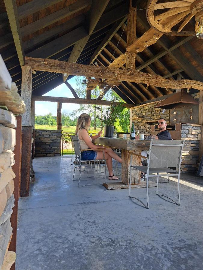 Gite Les 3 Pierres Houffalize Extérieur photo