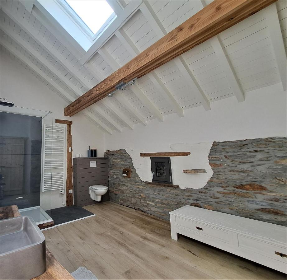 Gite Les 3 Pierres Houffalize Extérieur photo